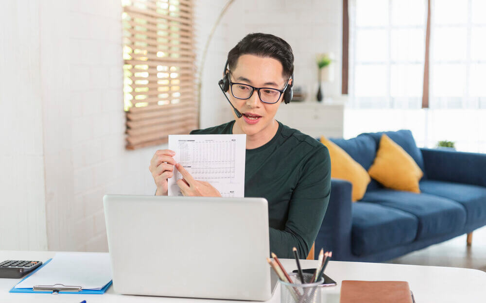 Asian Businessman Remote Work (1)